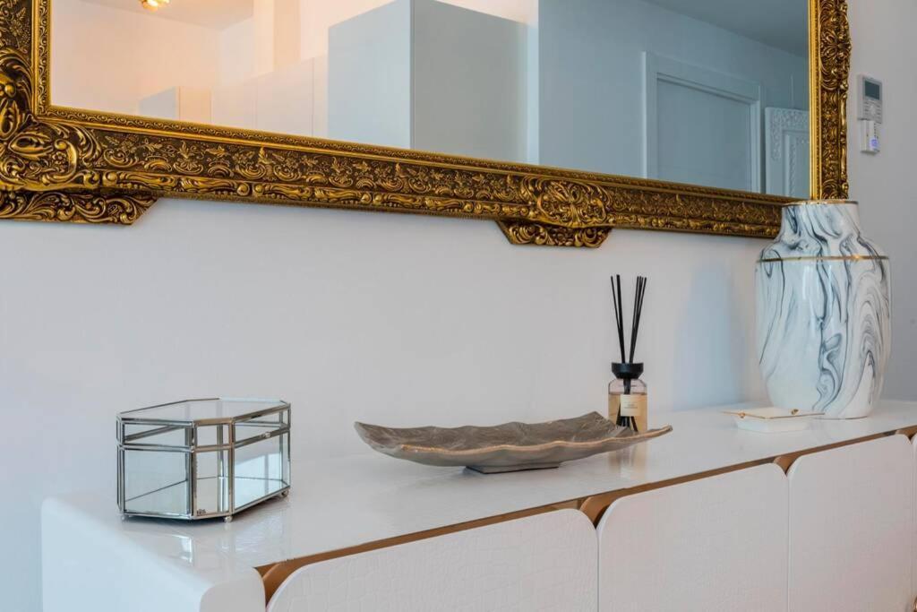 Puerto Banus Second Line, Luxury Apartement Marbella Exterior photo