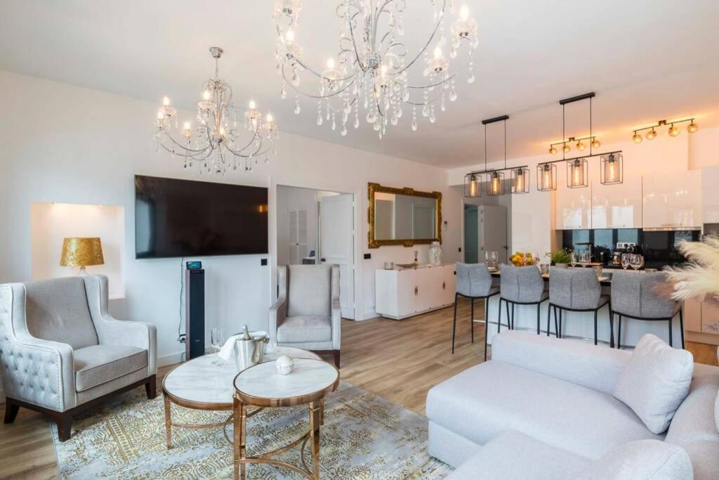 Puerto Banus Second Line, Luxury Apartement Marbella Exterior photo